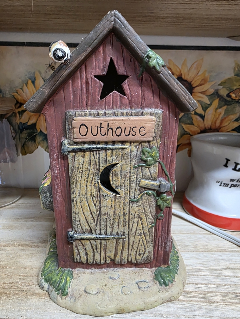 Ceramic Outhouse Rustic Light